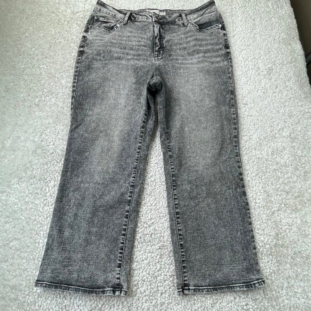 Rebecca Minkoff High Rise Black Acid Wash Studded Pocket Crop Jean Womens 18